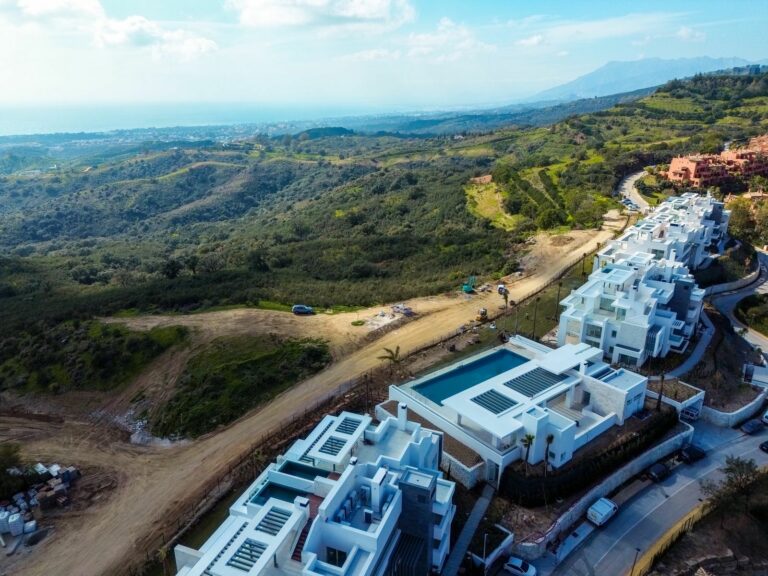 aa21ad632d7c607bfc4567cc1d239e45 - 11