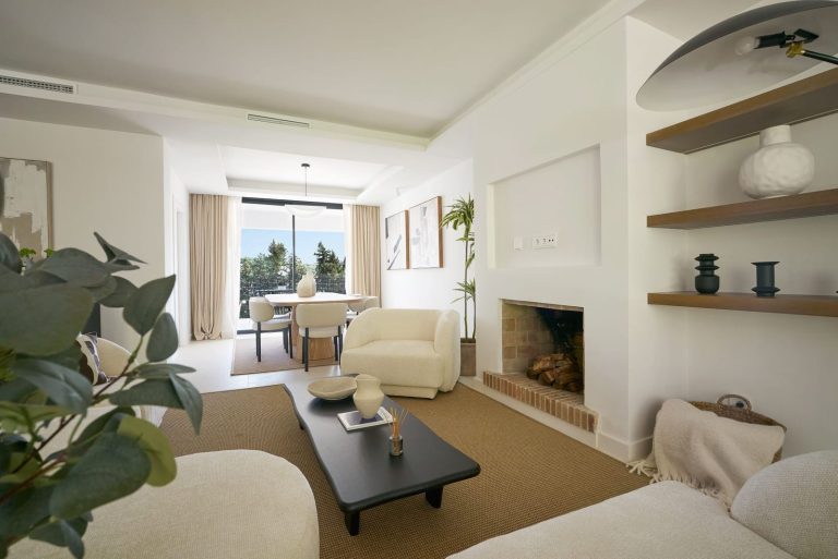 aa484f97d487f9915406689e8abe96ac - 11