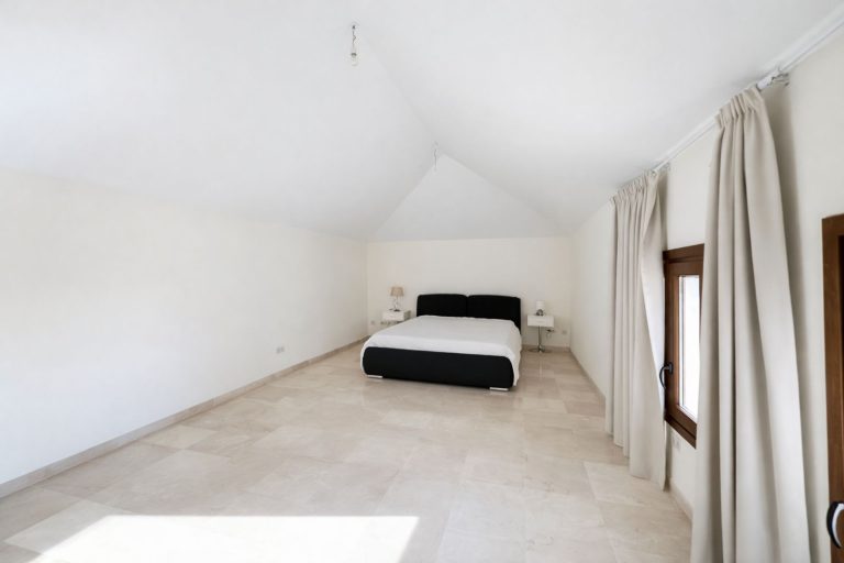 aa85bde226087a8c2556d8b10102ef3a - 10