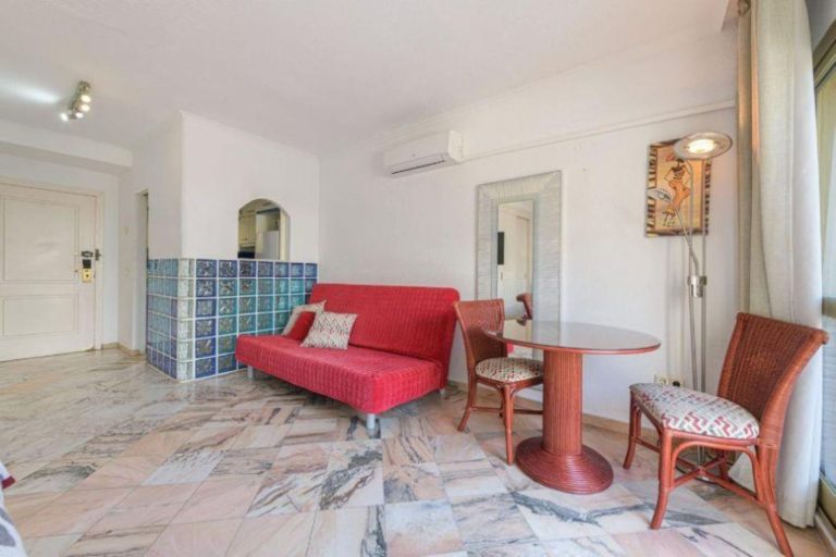 ab4b0b53a945d11ed4037a9910c2da65 - 10