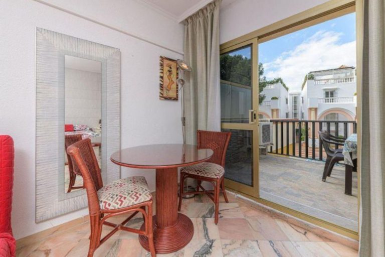 ab4b0b53a945d11ed4037a9910c2da65 - 3