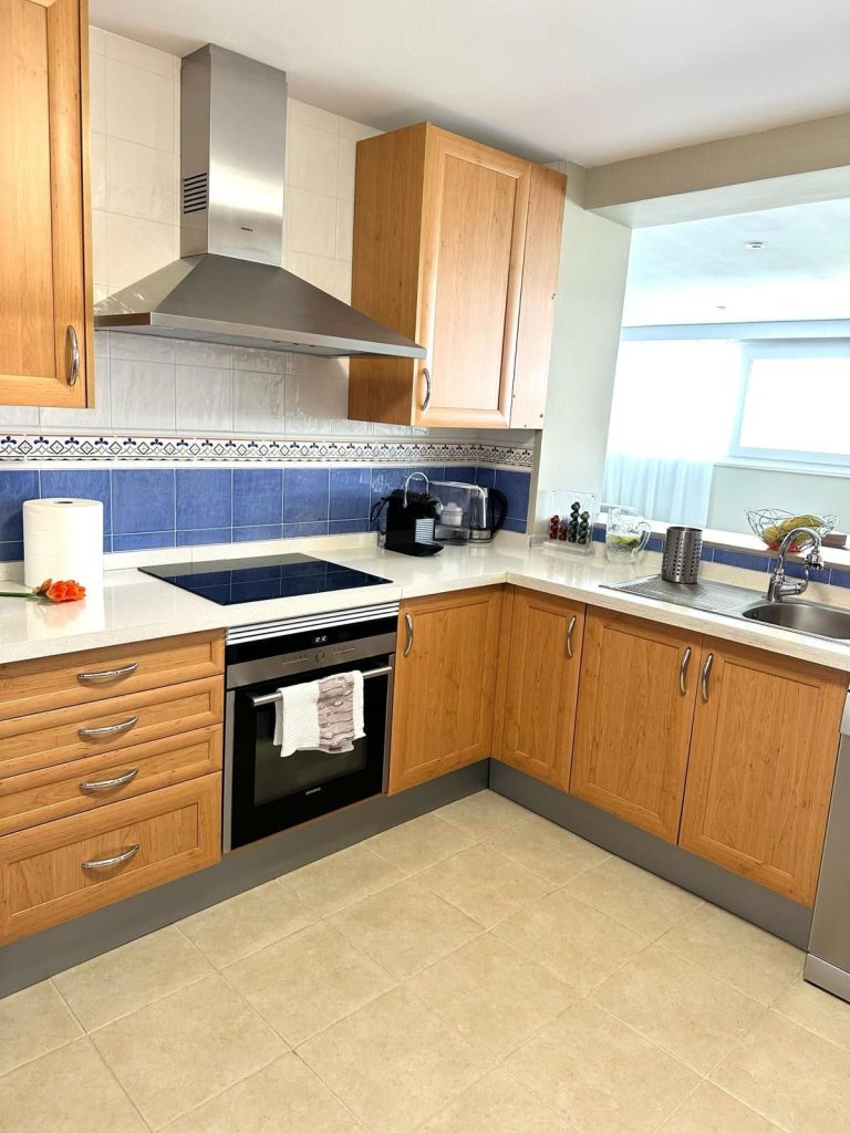 ab7843097a9429558a562a383d04bb12 - 6