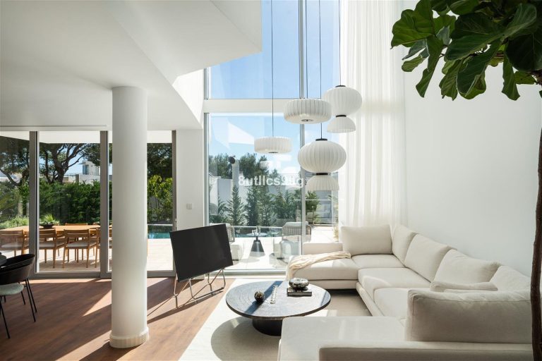 abc34300d38cc93d80c21916a23fccaa - 4