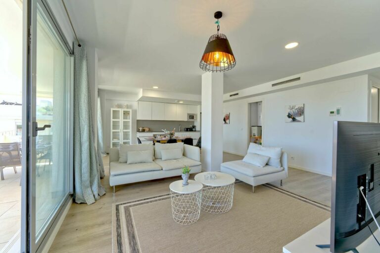 ac0b0031eeae0cb60445c5223054dcb9 - 6