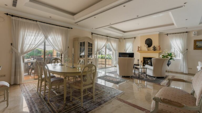 acccc151020e7c764eeb6e09dcacfb79 - 15