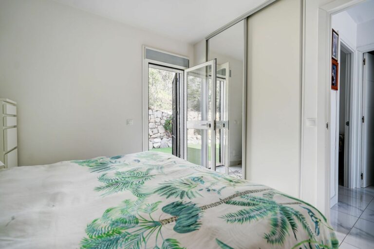 ad66ca5fd8719e83056c6629549cb576 - 11