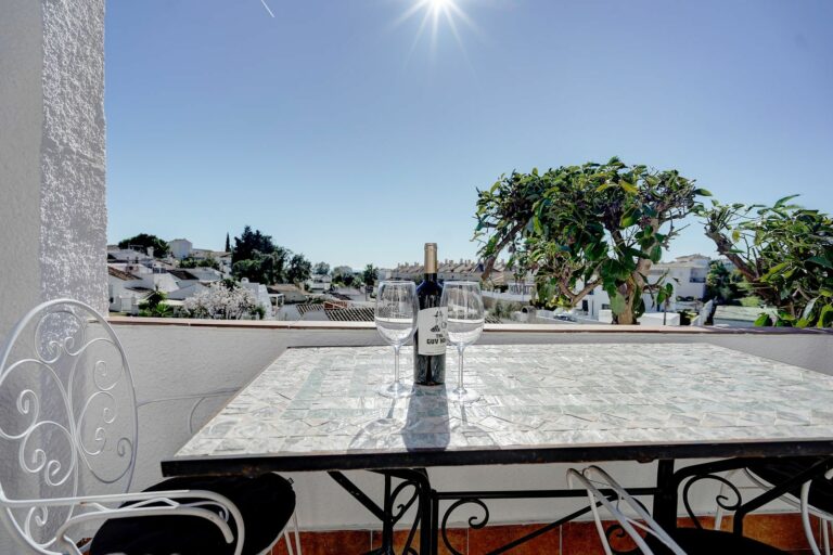 ad66ca5fd8719e83056c6629549cb576 - 13