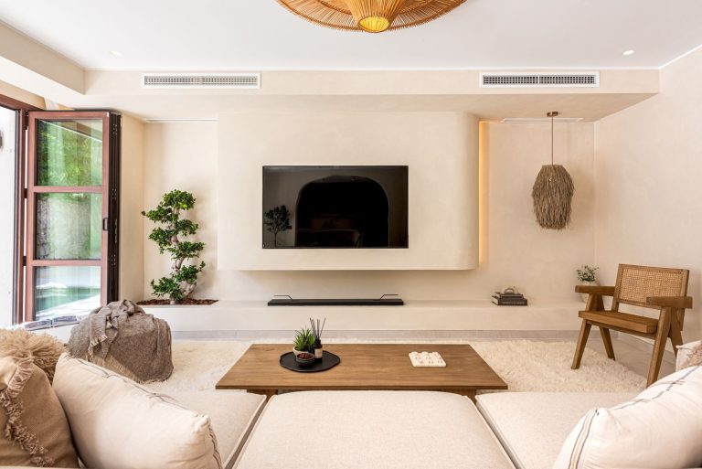 ade1cd28ddd08ad0ea52a8979a85e9e1 - 10