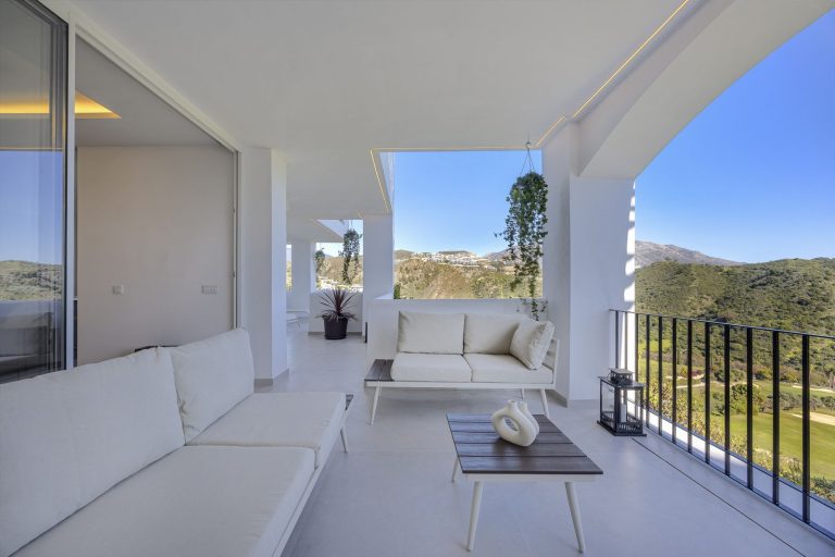 af6f4b561831d1131bc715c848aef134 - 10