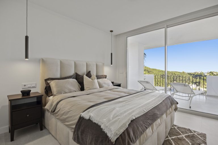 af6f4b561831d1131bc715c848aef134 - 5