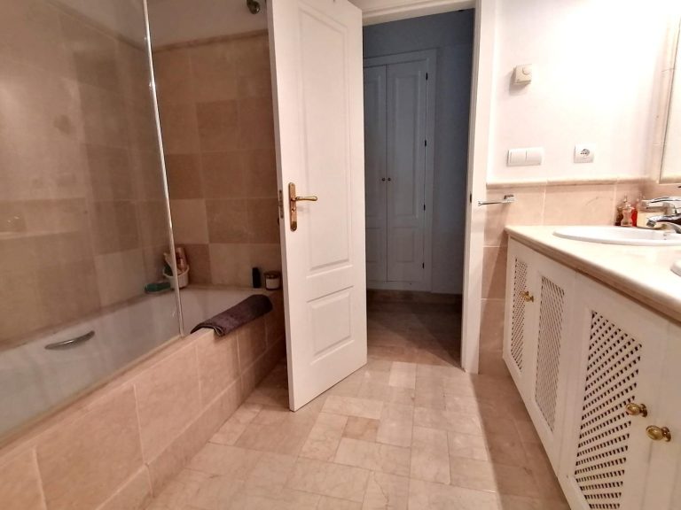 b029f9e77bb55984426835eb24902a21 - 16