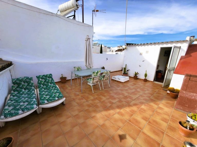 b170d2e0902cdfb4e760fe809363cd3a - 13