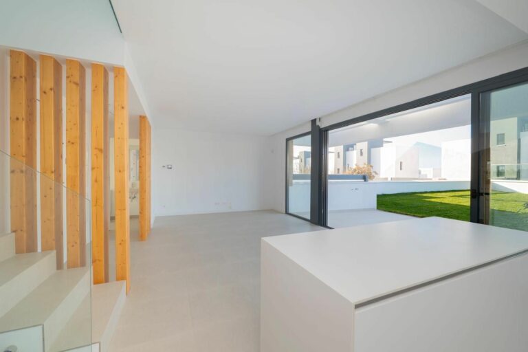 b188a3cb029971a29893bcb797a83a55 - 9