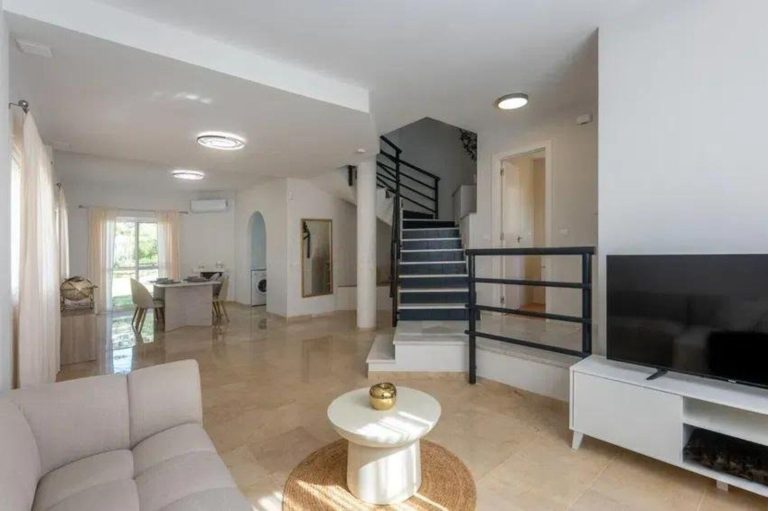 b1ac71b39cfcbbf4dc64252f6505dc14 - 3