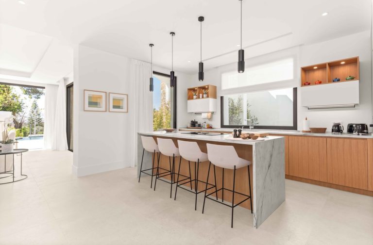 b1c2279b47acf61dad786a2c341e402b - 14