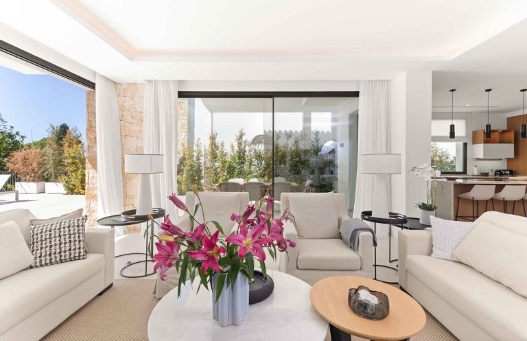 b1c2279b47acf61dad786a2c341e402b - 5