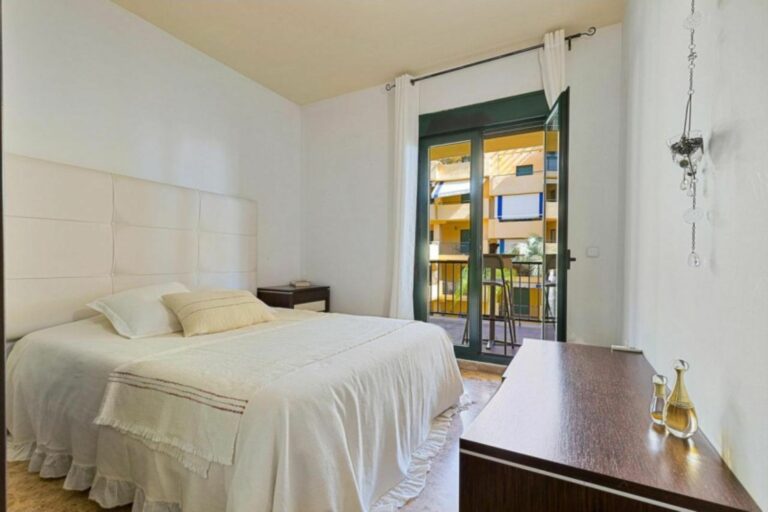 b34dfa647bd2aa2eaa052fe33bebe110 - 11