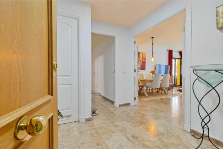 b34dfa647bd2aa2eaa052fe33bebe110 - 4