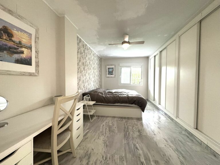 b433381a7a1420e63cf4a176bed14cc6 - 13