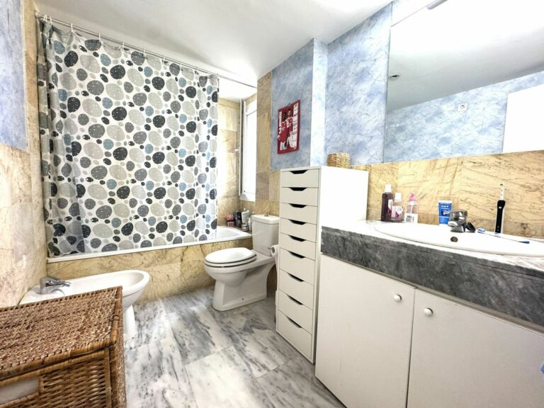 b433381a7a1420e63cf4a176bed14cc6 - 15