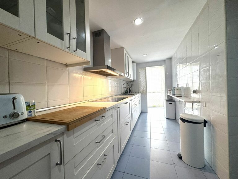 b433381a7a1420e63cf4a176bed14cc6 - 8