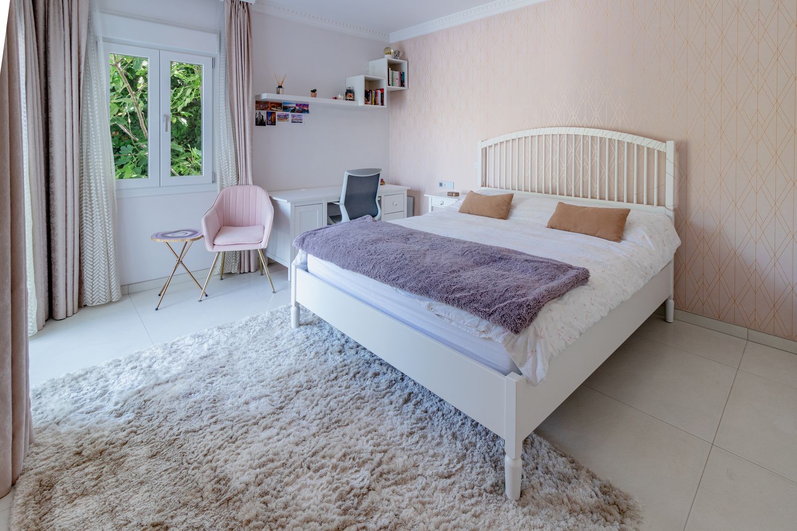 b52ca5fa8f0c5b799d1d8592305155be - 10