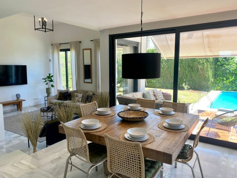 b5b633bb69589907a0359a63b6cdf8bb - 13