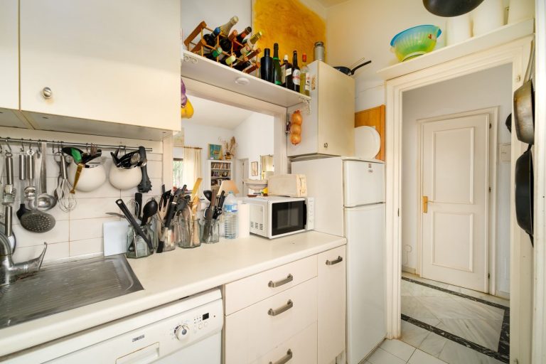 b5d2a425dd88387126600834b6ea379a - 10