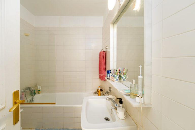 b5d2a425dd88387126600834b6ea379a - 15