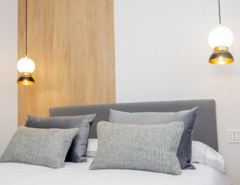 b684687c2fed93159e1d79a5bf72761f - 16