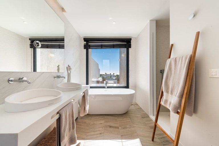 b6ad4308b293ba7eacadc6d34a282f54 - 13