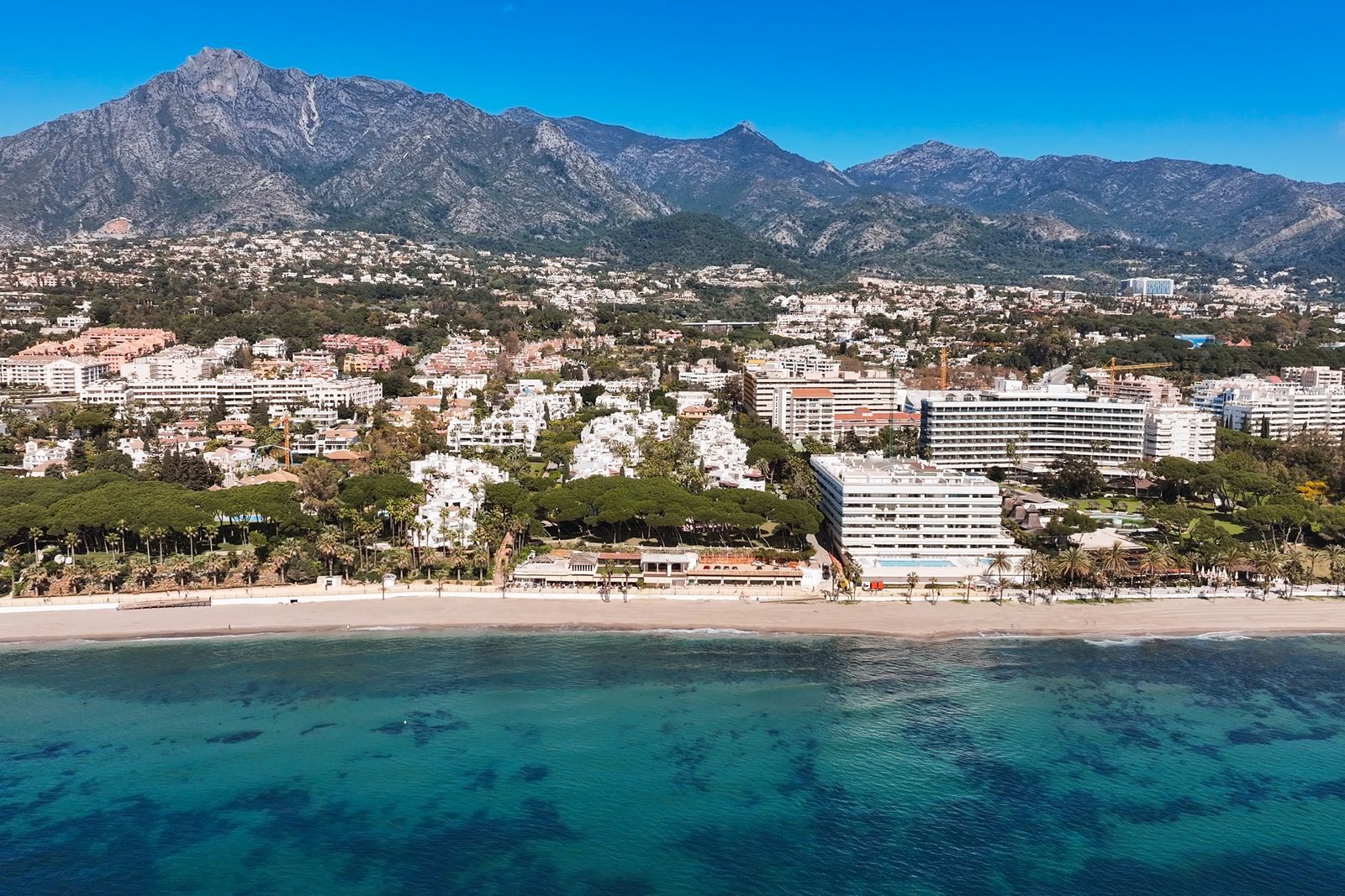 b6e2be981096f4a195cca294c89a4751 - 2