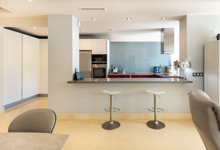 b6f91481a9976f929b9e05ab23da75c7 - 9