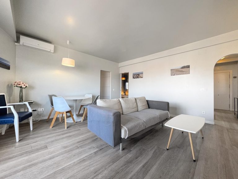 b7d296bc65217801c88b874077443fb0 - 1