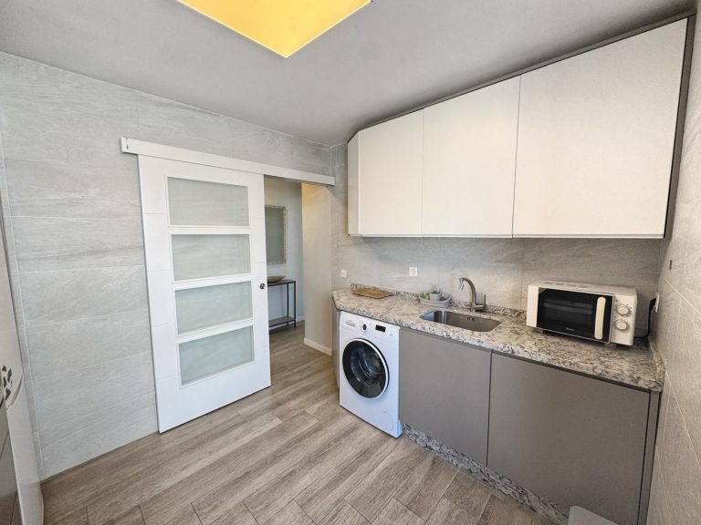 b7d296bc65217801c88b874077443fb0 - 12