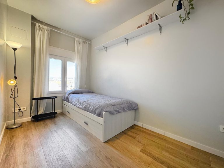 b7d296bc65217801c88b874077443fb0 - 16