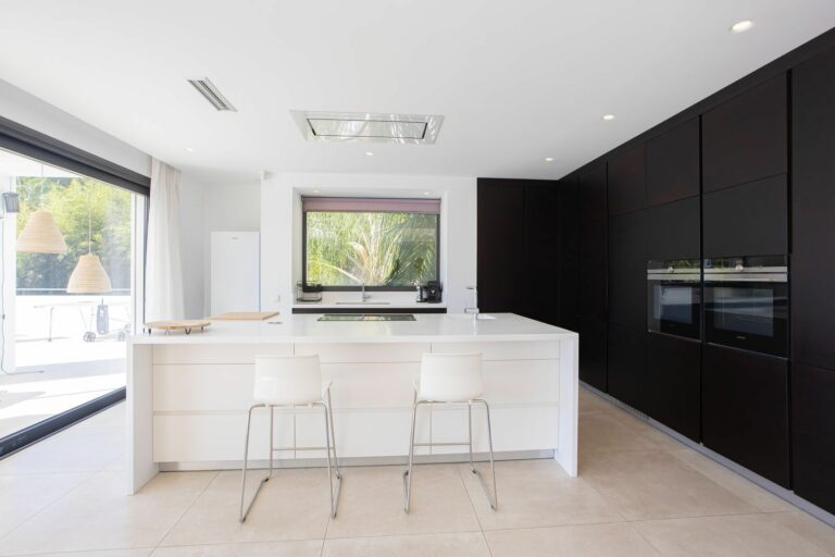 b86bfcc0770866763764349937ec0105 - 10