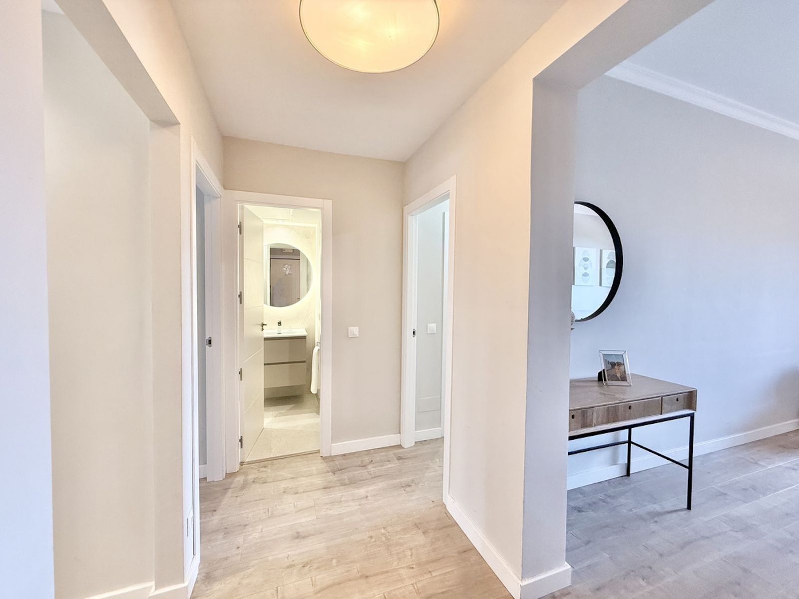 b8b6c7c04334e383c855cbb89ca85074 - 15