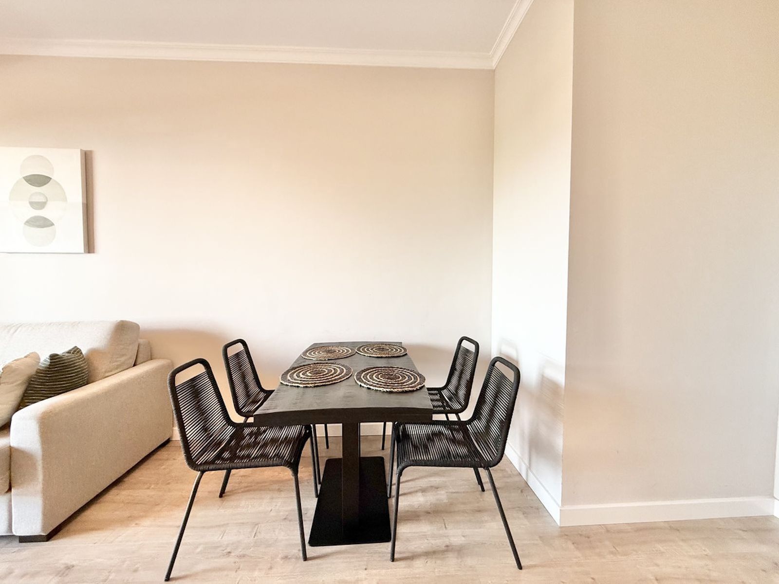 b8b6c7c04334e383c855cbb89ca85074 - 6