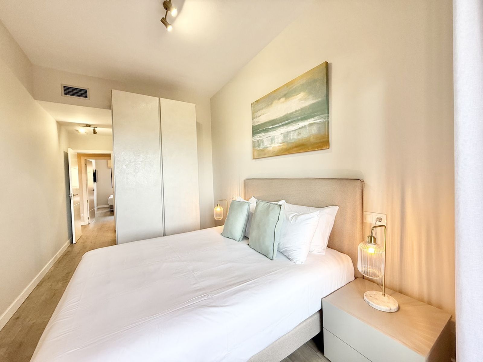 b8b6c7c04334e383c855cbb89ca85074 - 9