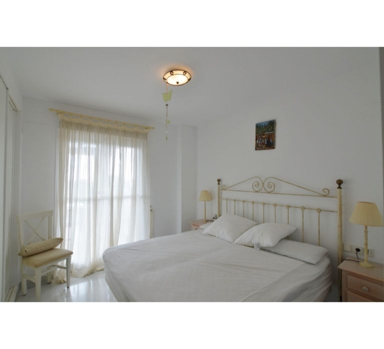 b9cfc3d0d173c4091b89f19737660d08 - 16