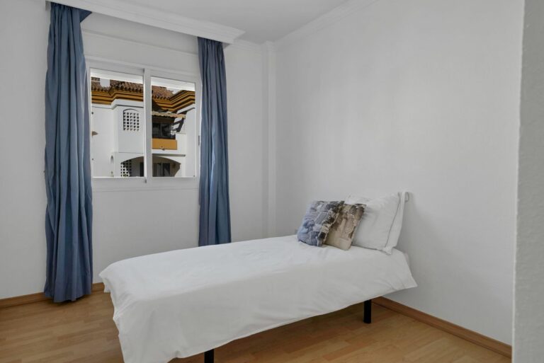 ba238f7002ee9ccadc2153ff24a1a127 - 8