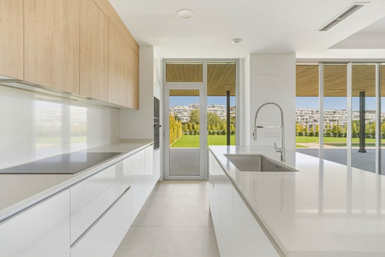 ba39eba1a06cbf756236420b4127e902 - 3