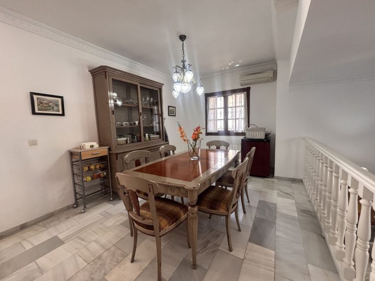 bab6812e2950c81894a4f8d7ea7db098 - 4