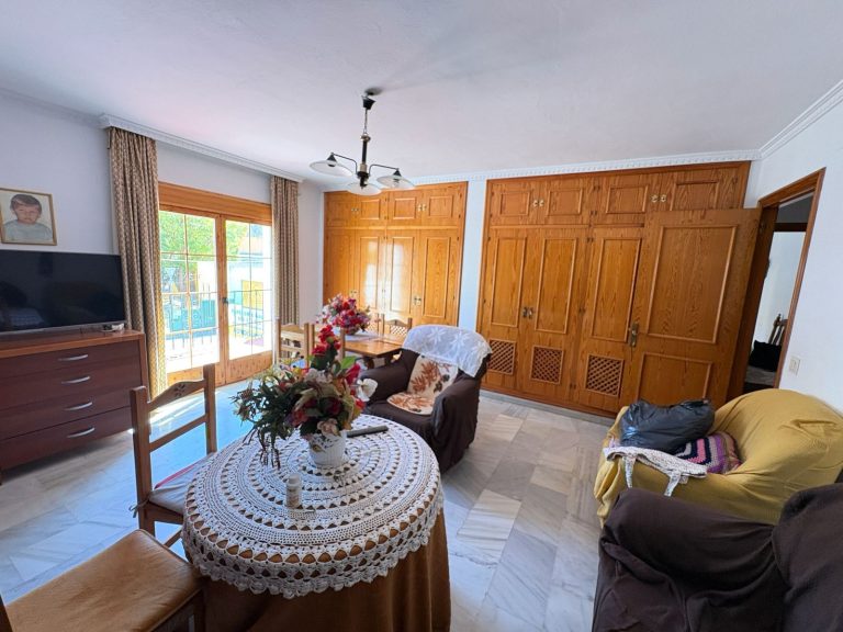 badbc30f50caa5a527486a3b3e744772 - 13