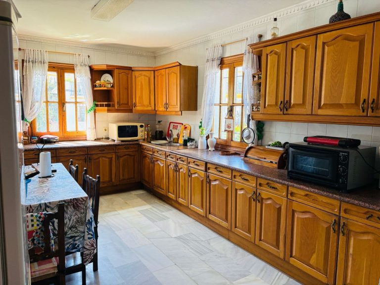 badbc30f50caa5a527486a3b3e744772 - 15