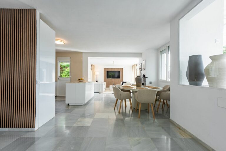 bb11480addc8aaea94ee4e3958780a57 - 7