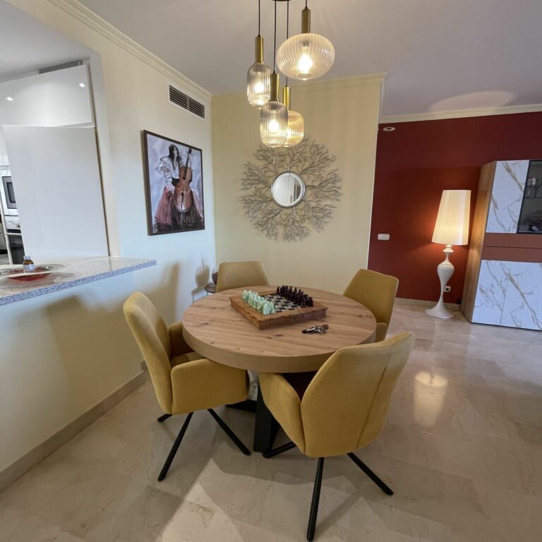 bc1eba6aa7041b53165a9d1670fee97d - 10