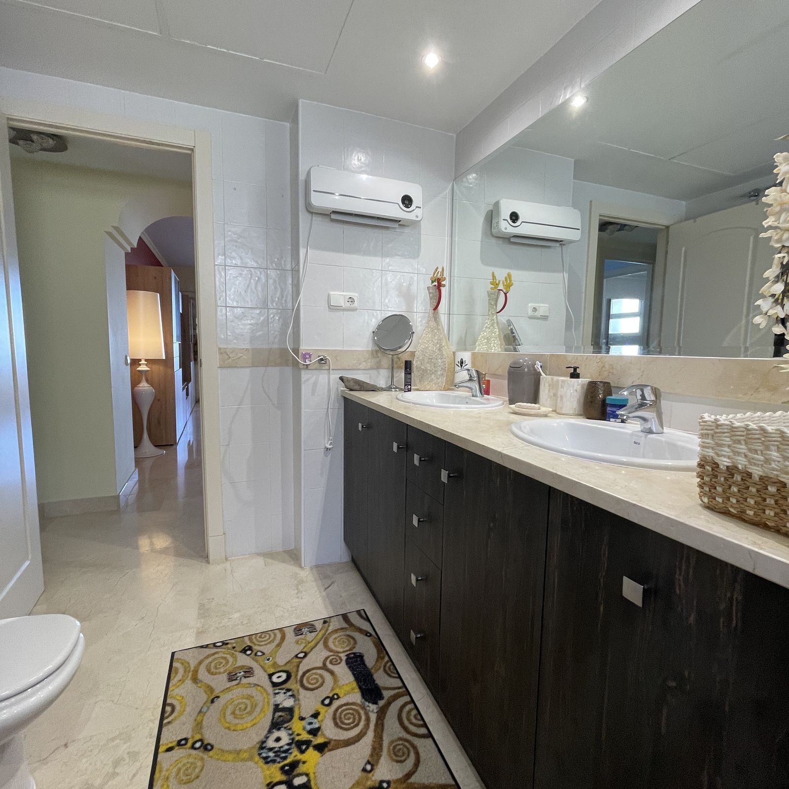 bc1eba6aa7041b53165a9d1670fee97d - 13