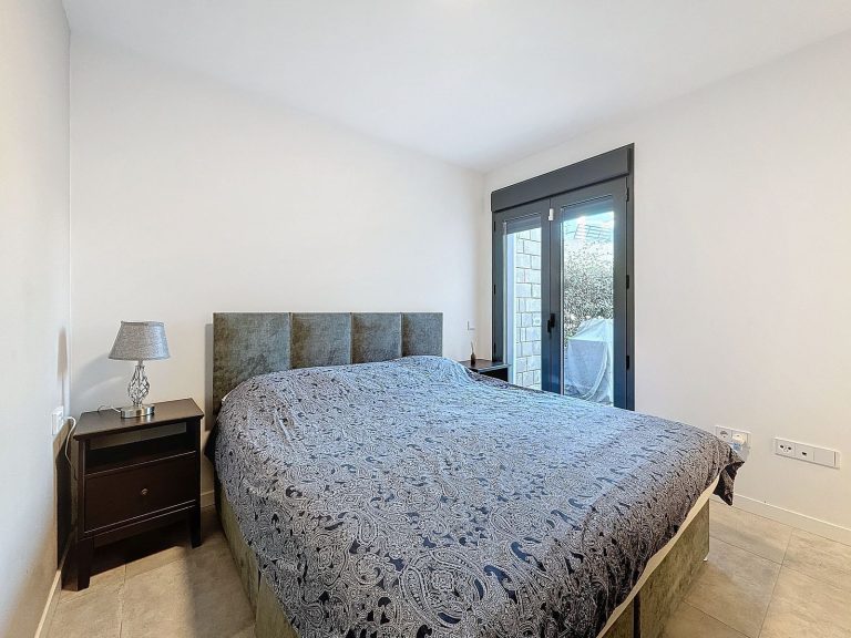 bc8e526f34c57356ddc0393a14de0f8e - 15